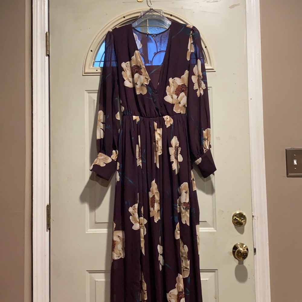 BURGUNDY MAXI DRESS